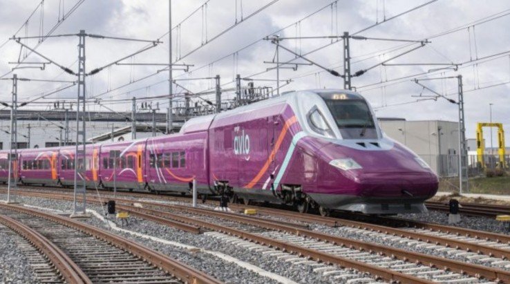Proyecto de sustitución de pintura por materiales sostenibles, eficientes y menos contaminantes en toda la flota de trenes de Cercanías y Alta Velocidad.