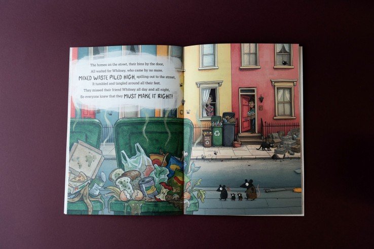 James Cropper suministró el papel del libro de cuentos a través de su proceso CupCycling™, capaz de reciclar hasta 700 millones de vasos de café usados al año. 