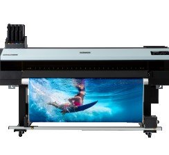 Presentada en drupa 2024, HydrAton 1642 es una impresora C, M, Y, K de 1625 mm (64”).