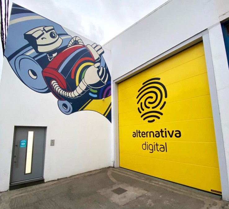 La compañía ofrece un servicio a sus clientes basado en la cercanía y el conocimiento desde sus diferentes sedes en Canarias.