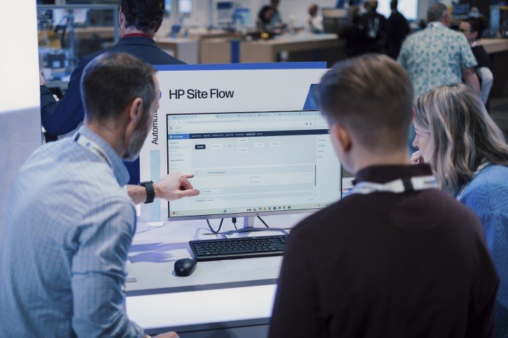 HP Site Flow optimiza los flujos de trabajo complejos y genera transparencia en la producción. 