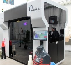 Massivit 1800 crea elementos 3D impresionantes de gran impacto visual, de poco peso y alta precisión.