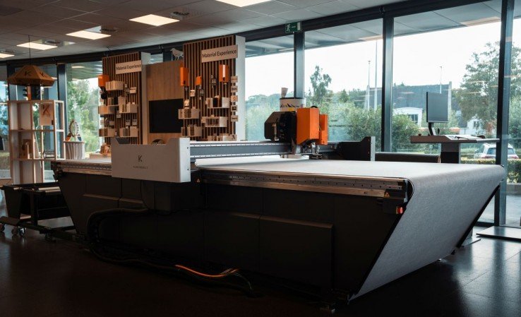 Los visitantes podrán ver una selección de configuraciones avanzadas de mesas de corte para aplicaciones en materiales rígidos, flexibles, textiles y ondulados.