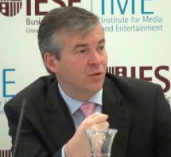 BILL DERRENGER (Clear Channel España): “La nueva era de la comunicación obliga a