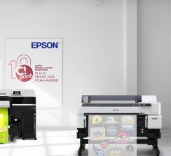 El stand ofrecerá una actividad interactiva y cada persona tendrá la oportunidad de llevarse su pieza personalizada. 