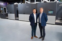 Simon Buswell, director de ventas y marketing de Eco Flexibles y Matt Francklow, director de Eco Flexibles. 