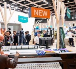 Esta nueva propuesta mostrará las tendencias en moda, ropa deportiva, mobiliario y decoración de interiores.