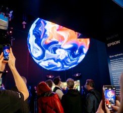 En la feria, los profesionales descubrieron el gran potencial de la tecnología audiovisual con impresionantes aplicaciones.
