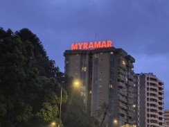 Rótulo de 25 x 3 m que destaca por su eficiencia energética.